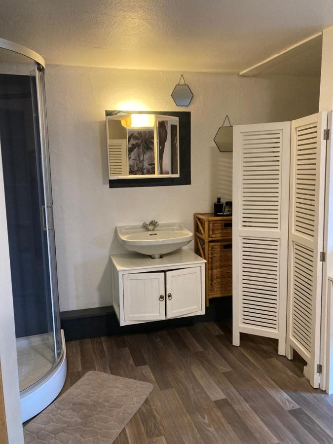Gite D'Avalon Appartement 5 Динан Экстерьер фото